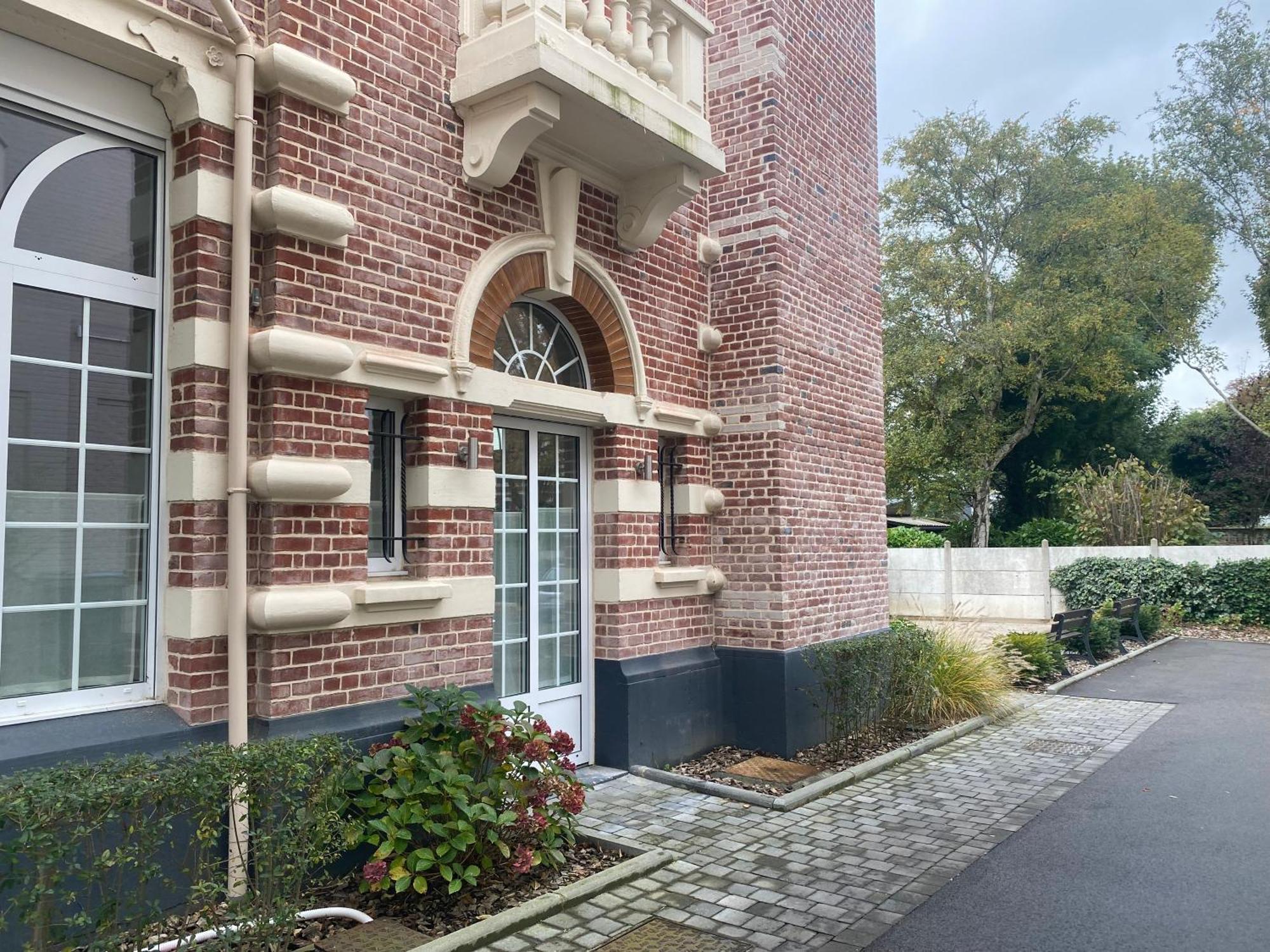 Les Appartements De L'Hippodrome Lambersart Exterior foto